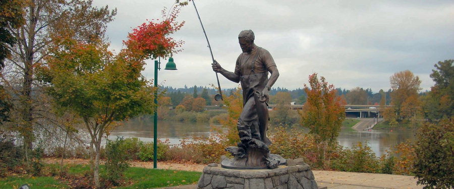 Statue Honoring Governor Tom McCall in Riverfront Park