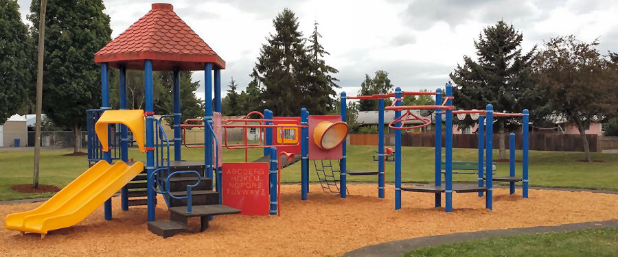 Royal Oaks Playground